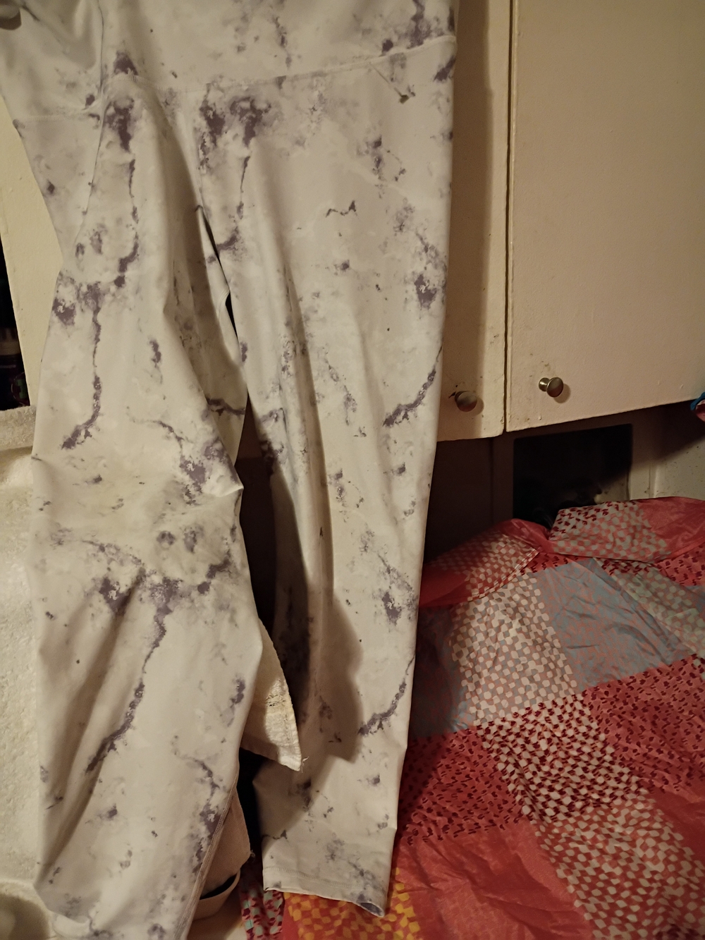 Old Navy Marble-Print Leggings in White and Light Purple
